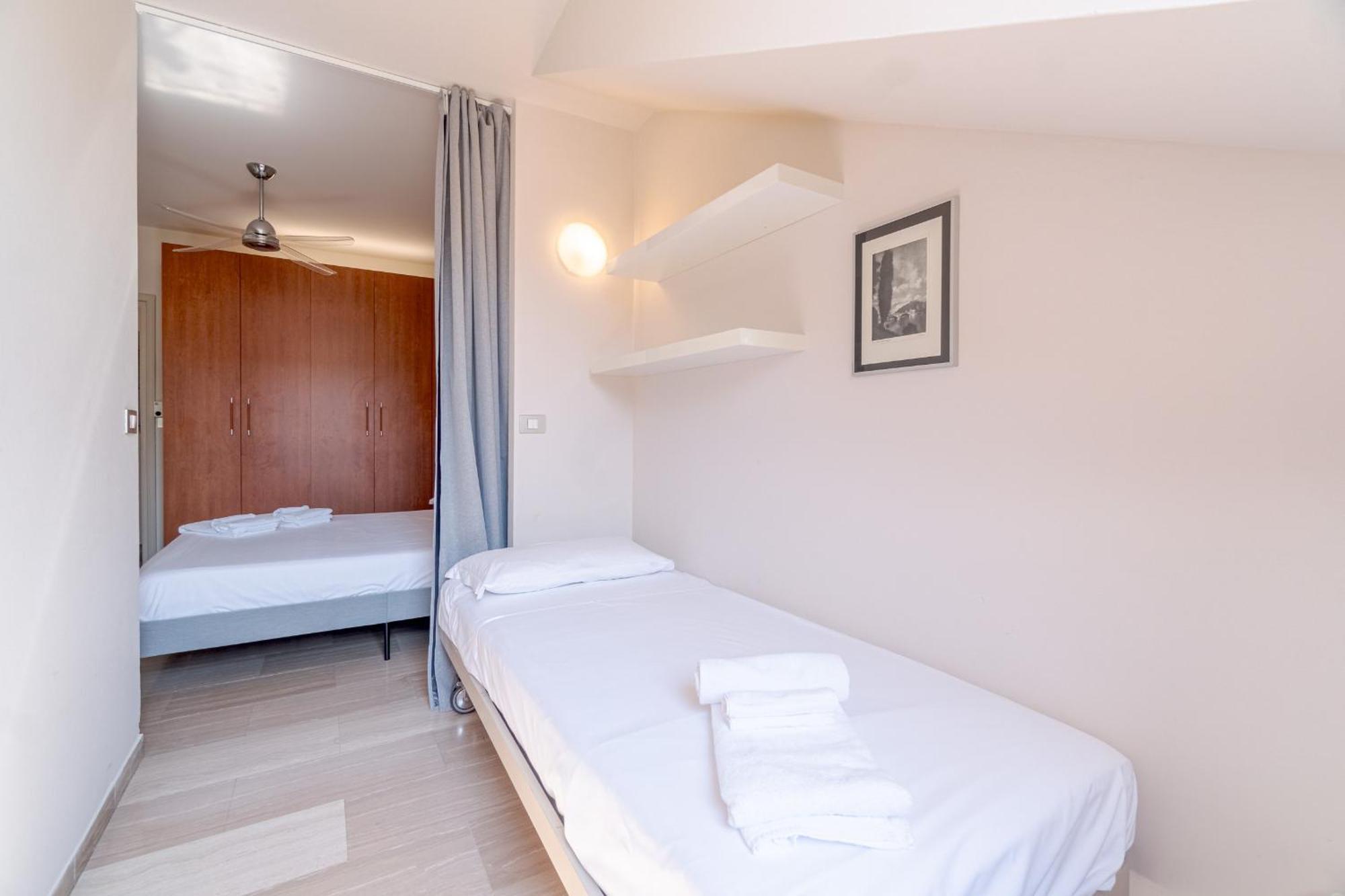 Apartamento Casa Valeggio Attic Apt Few Steps From Porta Nuova Turín Exterior foto